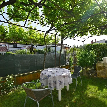 Apartment Fuer 2 Personen Ca 17 Qm In Pula-fondole, Istrien Istrische Riviera *